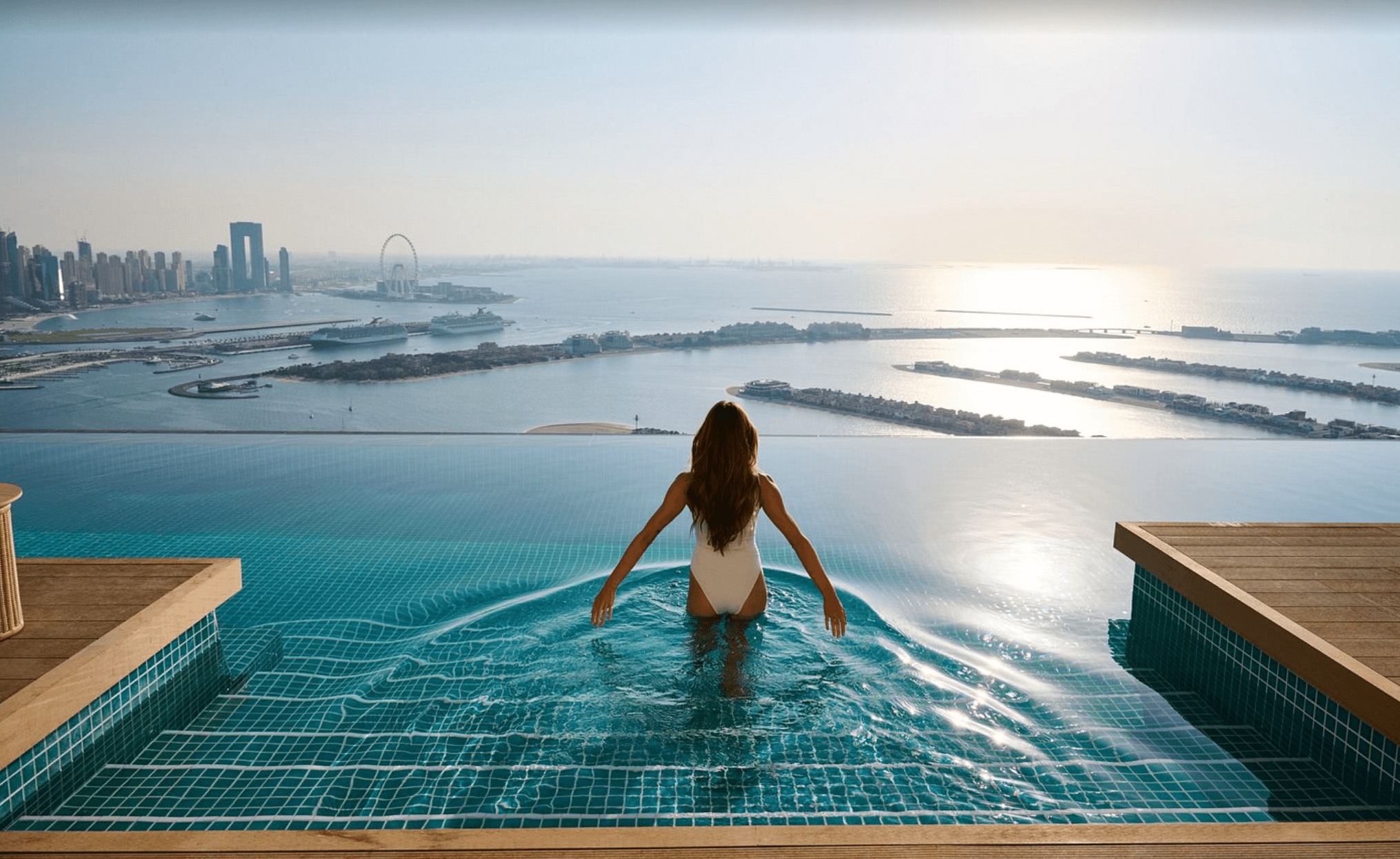 Beach & Pool